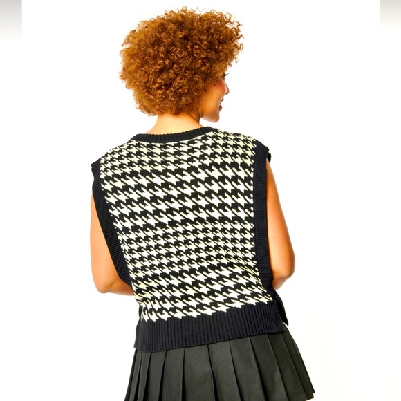 &merci Clothing NWOT Houndstooth Black/creme Sweater Vest Boutique SZ S - Picture 2 of 7